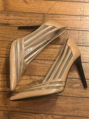 Zara Womens Shoes Beige Black Heels Stripes/Mesh Pointy Size US 8